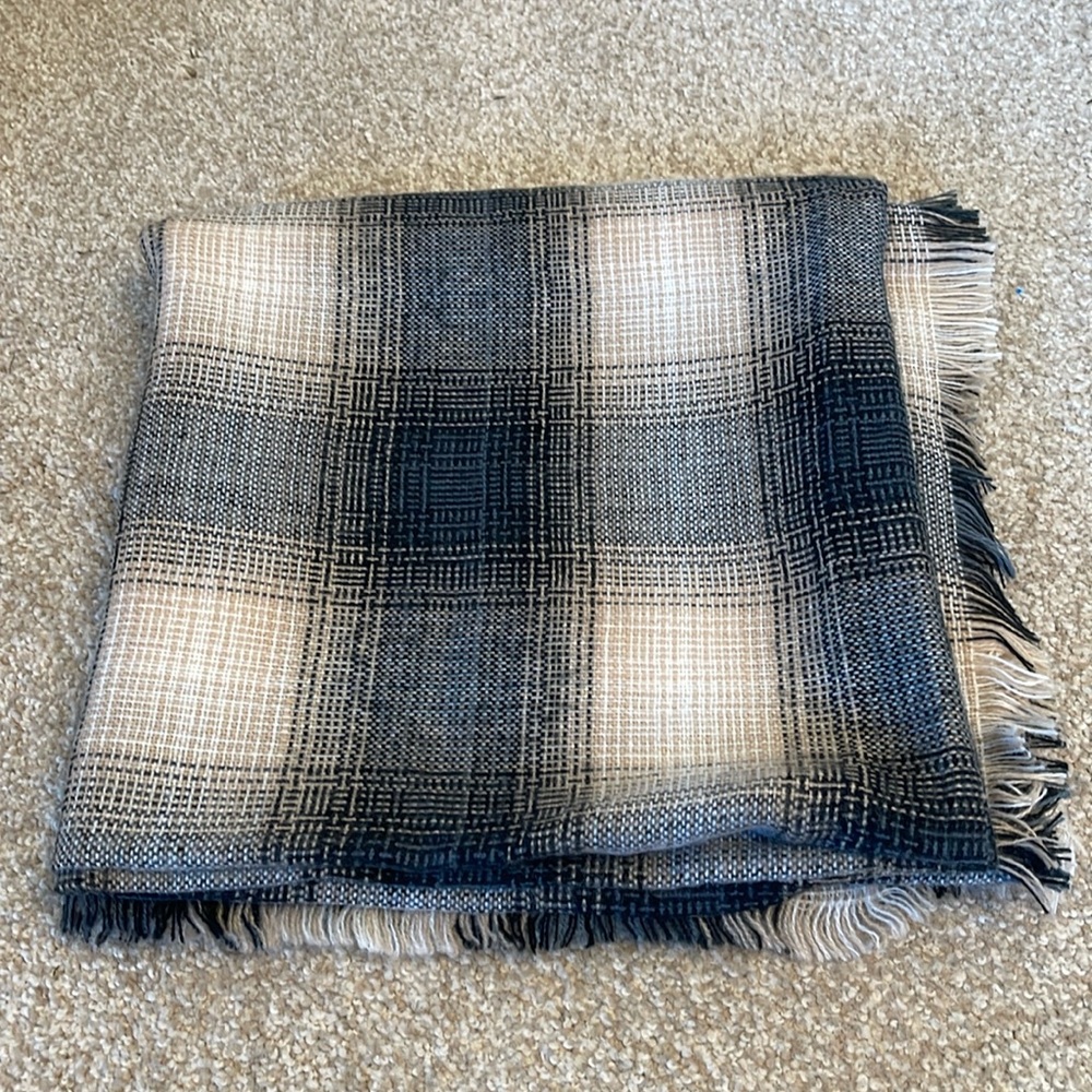 Plaid scarf